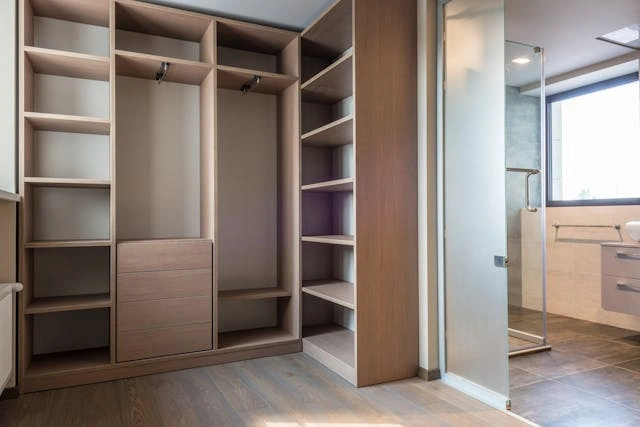 custom walk in closet design